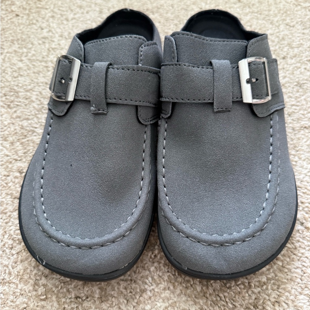 Women Grey slip on clogs